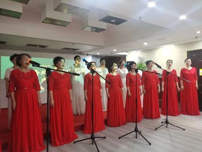 粽香端午聚洗馬,居民感恩僑之家